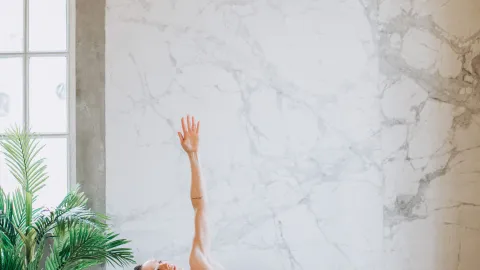 Estos son los pilates de pared y la razón por la que fortalecen el abdomen