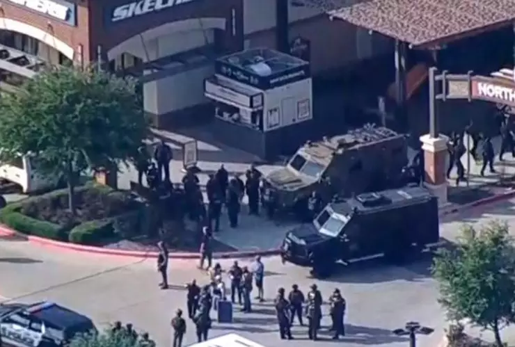 Tiroteo deja varios muertos en centro comercial de Texas en EUA