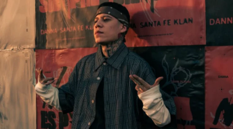 santa-fe-klan-obsequia-200-protesis-como-conseguirlas.png