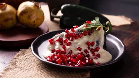 Es delicioso, pero estas son las calorías exactas de cada chile en nogada