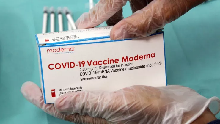 Las primeras vacunas de Moderna donadas por el gobierno de Estados Unidos llegaron a México.