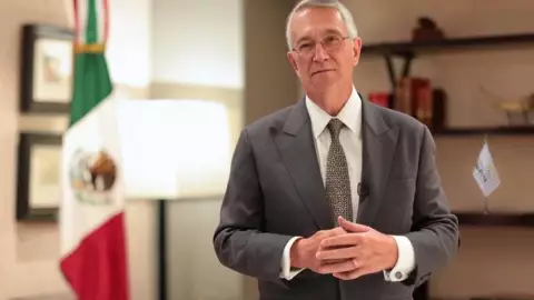 “Quiero pagar, pero lo correcto”: Ricardo B. Salinas acusa a las autoridades de “extorsión” por adeudos fiscales (ENTREVISTA)