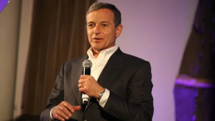 bob iger anuncia marvel reducirá producciones
