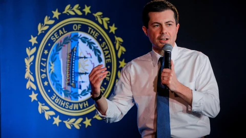 El precandidato presidencial demócrata y ex alcalde de South Bend, Indiana, Pete Buttigieg, durante un mitin en Portsmouth, New Hampshire.