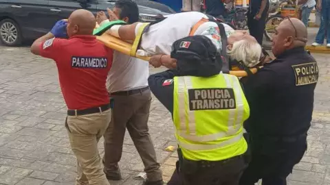 PORTADA abuelita pirotecnia.jpg