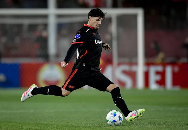 Kevin Lomónaco tuvo un excelente semestre con la camiseta de Independiente en Argentina