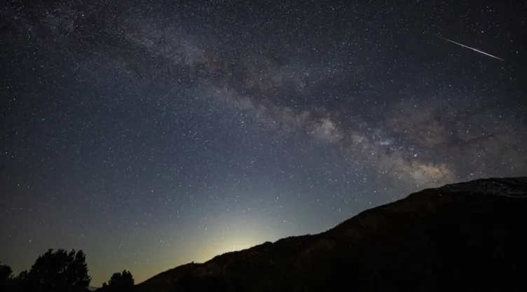 Lluvia de estrellas más antigua que cruzará el cielo este 2026.