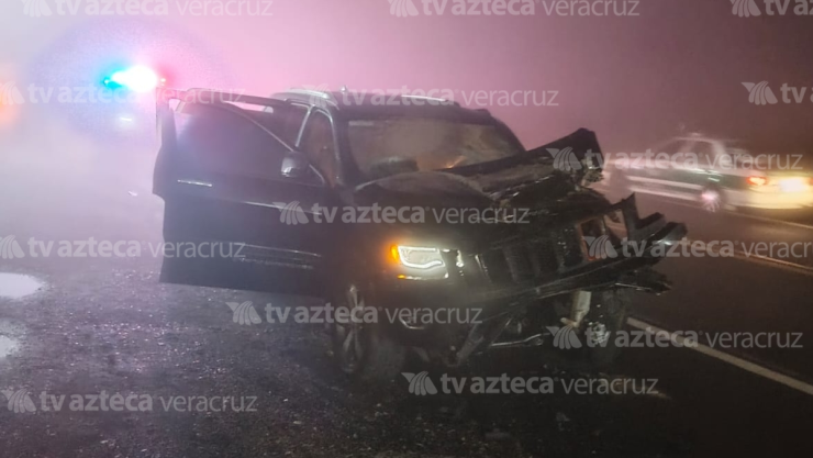 Choque entre camioneta y tráiler deja cuatro lesionados en la carretera Xalapa-Perote