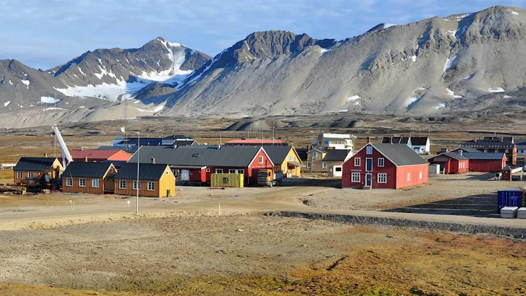 svalvard-noruega-pueblo-permafrost