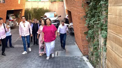 Xóchitl Gálvez emite su voto este 2 de junio