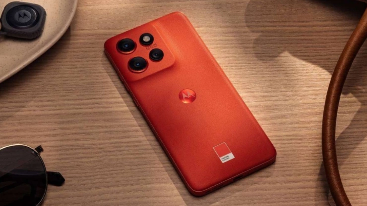 El Motorola Edge 50 Neo está en oferta en la tienda oficial de la marca en tres colores