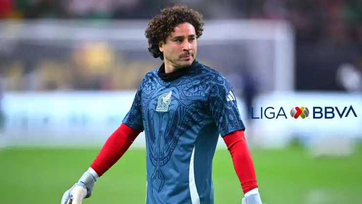 Memo Ochoa negocia con el Querétaro