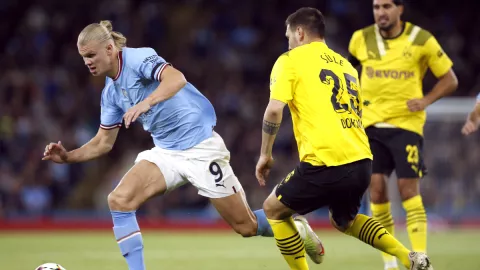 Erling Haaland ante el Borussia Dortmund