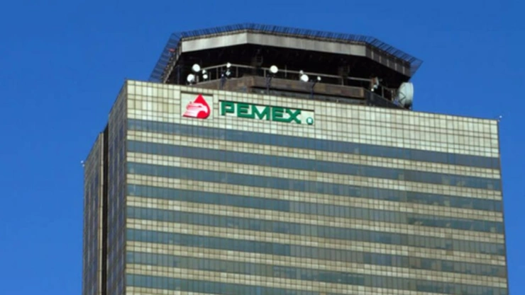 arrojan granada a la Torre Pemex hoy 31 de enero