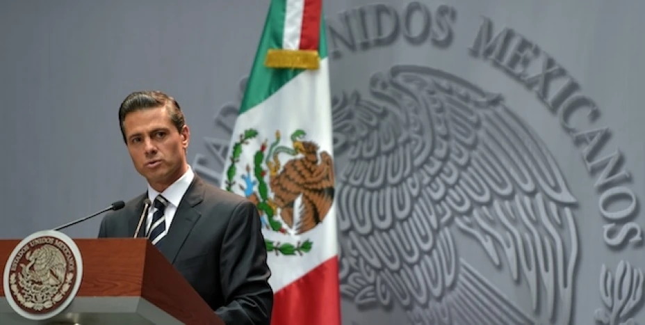 Enrique Peña Nieto se reúne con gabinete se de seguridad
