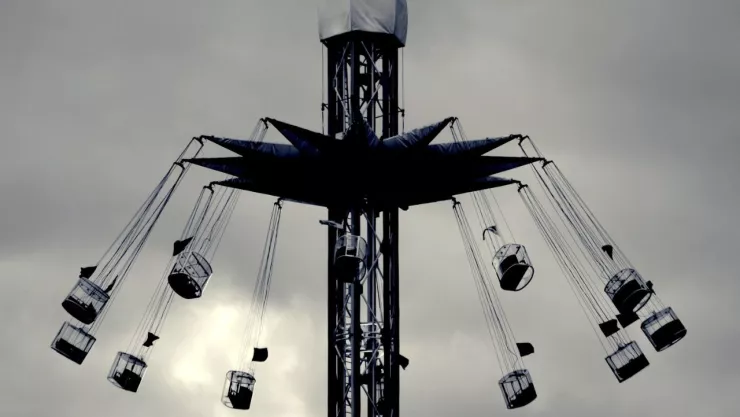 Juego mecánico girador