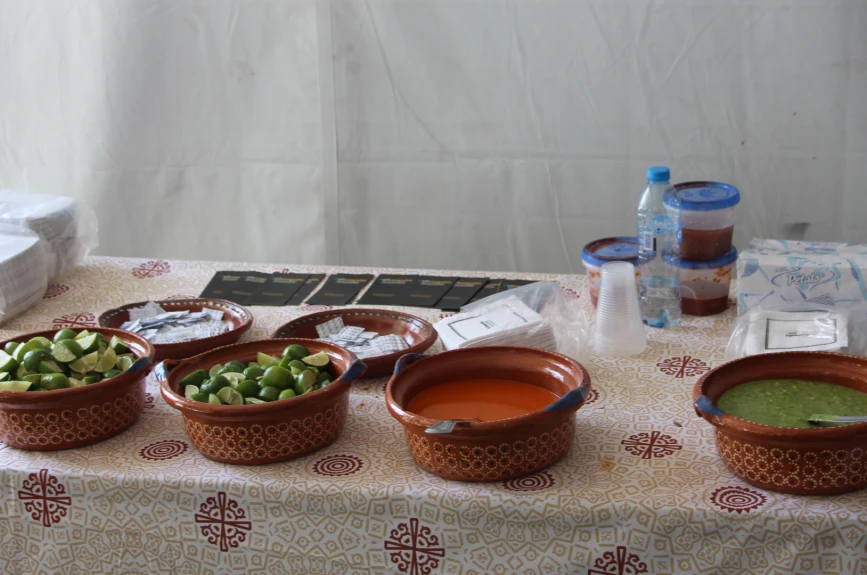 Todos nuestros voluntarios agradecen su enorme apoyo y comida.