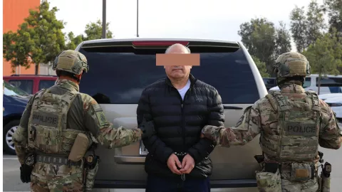 Deportan Osiel Cárdenas