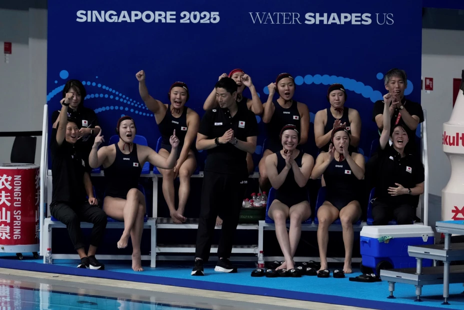 Mundial de natación en aguas abiertas se pospone por mala calidad del agua.jpg