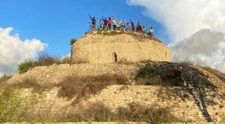 bikers-piramide-de-tula-.jpg