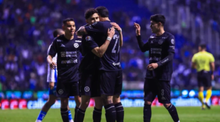 7-estadios-cruz-azul-jugado-como-local.png