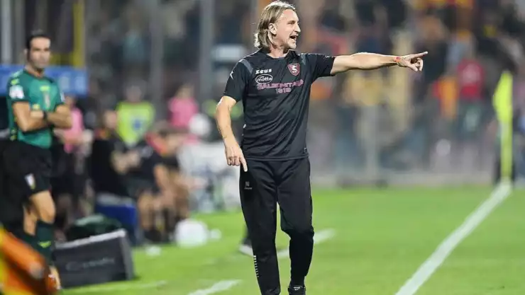 Salernitana recontrata a su entrenador dos días después de correrlo