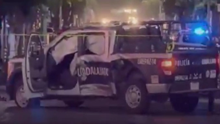 Accidente ZMG HOY: Fuerte choque patrulla y camioneta termina golpes Jalisco