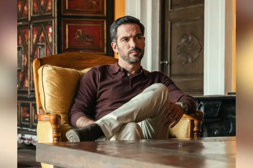 Erick Chapa interpretará a ‘Fernando Fuentes Mansilla’, personaje sumamente importante en la trama, ya que de él surgen muchos de los misterios por resolver.