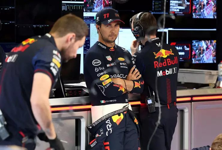 Checo Pérez en el Gran Premio de Italia