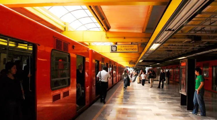 Metro CDMX viernes 3 de enero 2025.