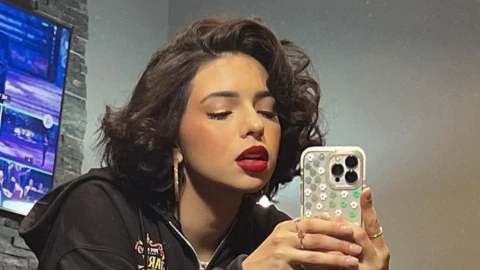 Video: Ángela Aguilar presume cómo será la Navidad con Nodal