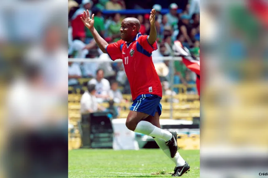 20 maximos goleadores en la historia de Costa Rica.jpg