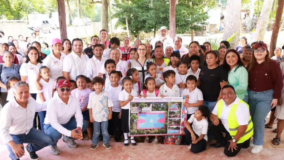 Arranca la construcción del Primer Parque Infantil y Cancha en Francisco May en Isla Mujeres