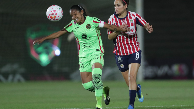 Bravas y Chivas empataron