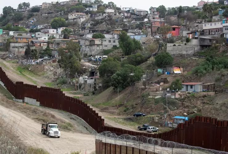 frontera-méxico-eua-viajes-no-esenciales-amlo