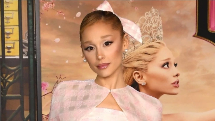 Ariana Grande encontró refugio en el teatro musical