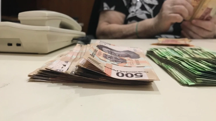 Esto pasa si no sacas el dinero de la Pensi&oacute;n del Bienestar para Adultos Mayores de tu cuenta