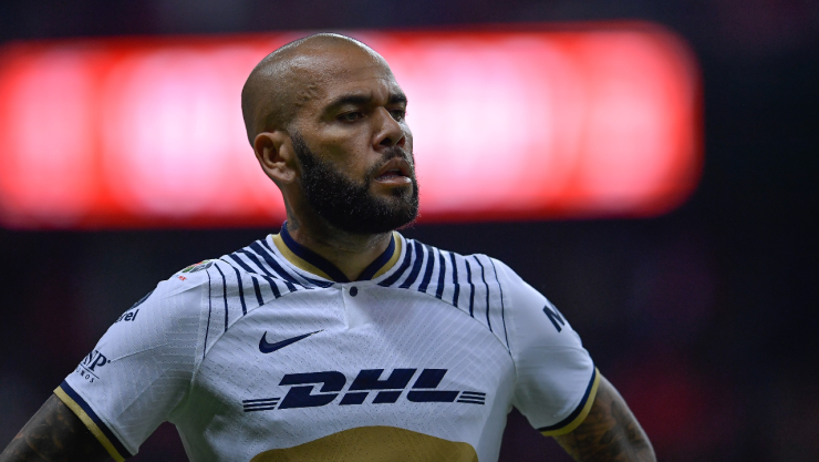 Dani Alves niega presunta agresión sexual