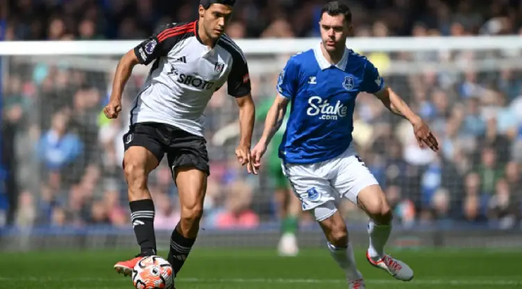 Raul Jiménez primeros minutos Fulham Premier Leagues 2023-2024 debut