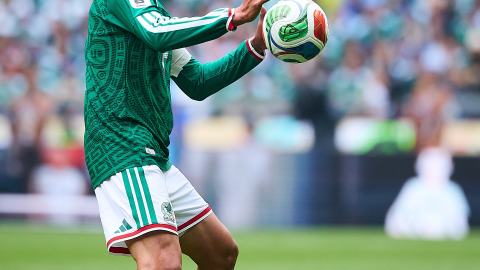 Edson Álvarez alcanzó los 100 partidos con Selección Mexicana