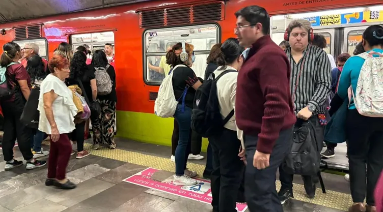 Metro CDMX HOY 26 de octubre 2026: Avance de trenes y estaciones con retrasos; últimas noticias EN VIVO