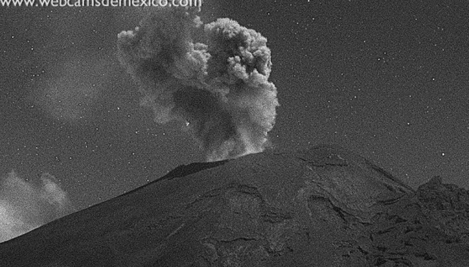 Explosión de volcán Popocatépetl