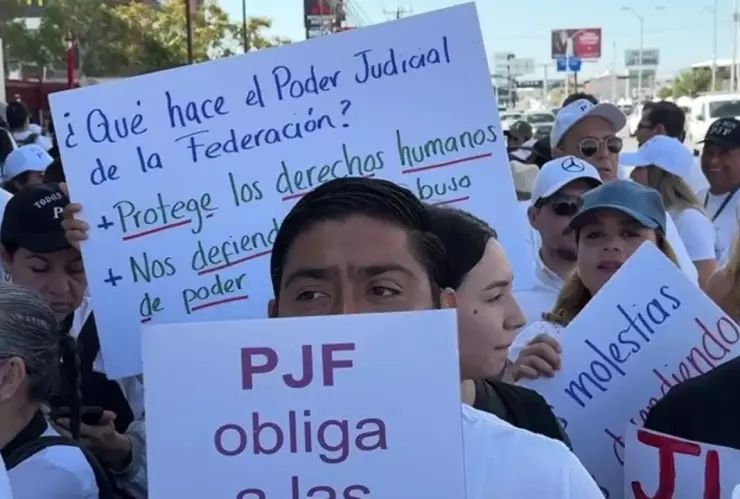 VIDEO: Marchas contra Reforma al Poder Judicial: Trabajadores se manifiestan en Ciudad Juárez y Puebla