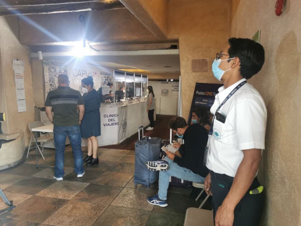 CLINICA DEL VIAJERO.jpg 2.jpg