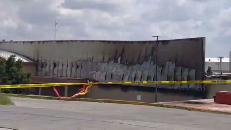VIDEO: ¡Fuertes imágenes! Así quedó el supermercado de Av. Guadalupe tras incendio