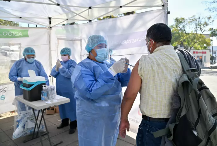 Iniciará vacunación COVID-19 para personas de 50 a 59 años y embarazadas en 11 municipios de Edomex.