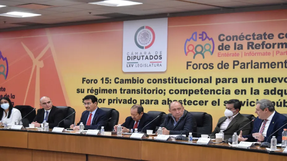 Parlamento abierto 9 febrero.jpg