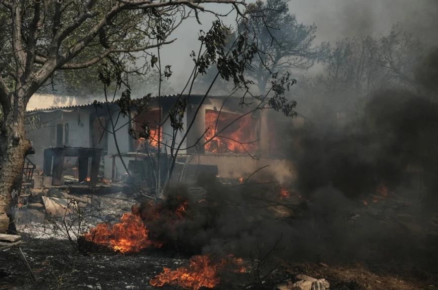 incendio-forestal-atenas-