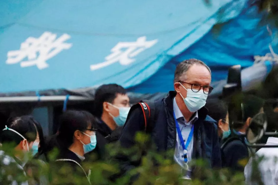 En el mercado de Wuhan donde se vendían animales vivos y muertos permanece cerrado desde enero de 2020, cuando iniciaron las primeras investigaciones sobre la COVID-19.
