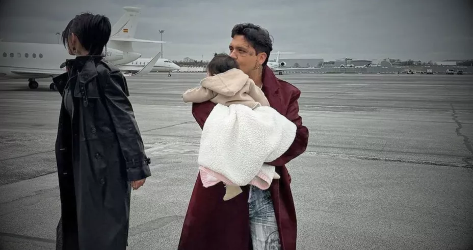 Christian Nodal día del padre .jpg